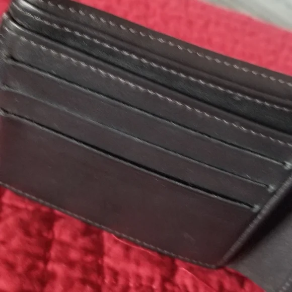 Louis Vuitton Black and Gray Checkered Wallet - Picture 4 of 7